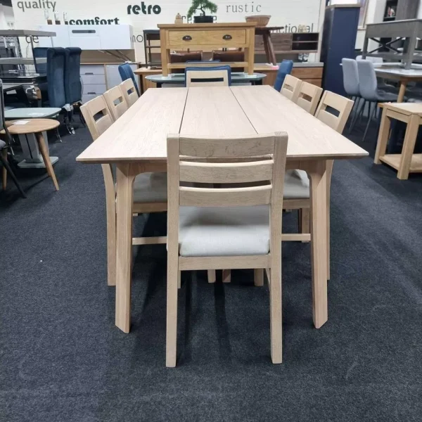 New Contemporary Solid Oak 2M Dining Table & 8 x Solid Oak Dining Chairs - Image 3