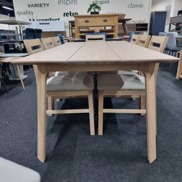 New Contemporary Solid Oak 2M Dining Table & 8 x Solid Oak Dining Chairs - Image 6