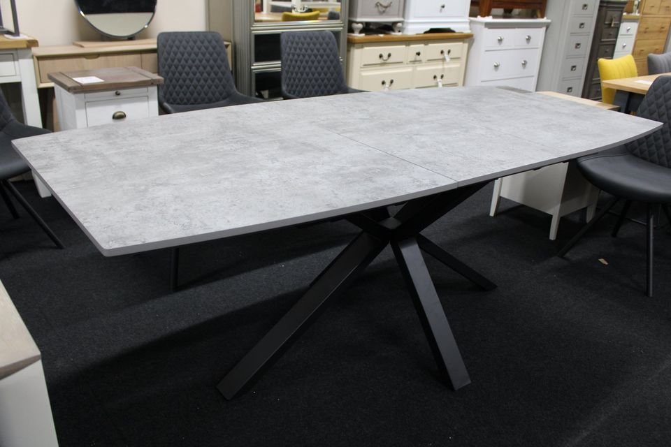 New Furniture Village Matteo Grey Concrete Extending Dining Table - Image 5