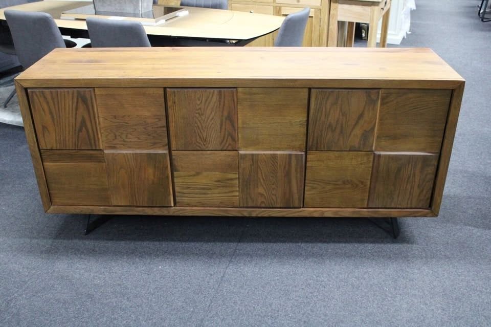 New Large Contemporary Solid Mid Oiled Oak 3 Door Sideboard *Furniture Store* - Image 2